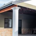 Rondawel Lux outside